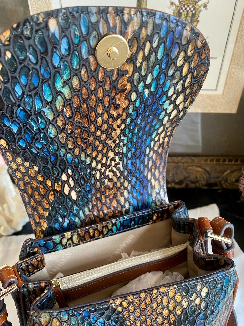 BRAHMIN Curvy EVERLEE CROSSBODY Bag  Featured in beautiful BOTTLE BLUE FLETCHER